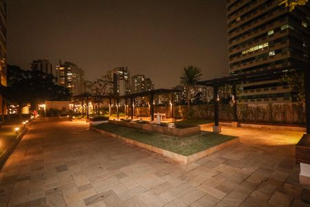 Apartamento à venda com 248m², 4 quartos e 4 vagasÁrea comum