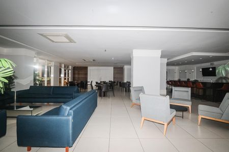 Apartamento à venda com 248m², 4 quartos e 4 vagasÁrea comum - Salão de festas