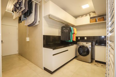 Apartamento à venda com 248m², 4 quartos e 4 vagasArea de Servciço