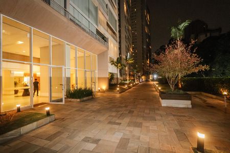 Apartamento à venda com 248m², 4 quartos e 4 vagasEntrada do Bloco