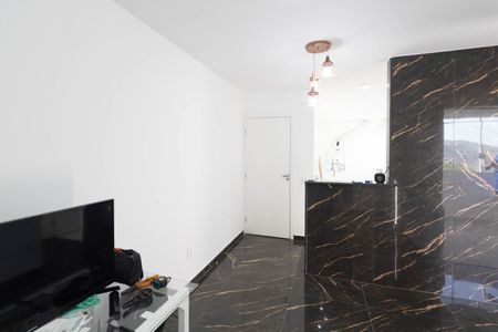 Sala de apartamento para alugar com 2 quartos, 60m² em Santa Cruz, Rio de Janeiro