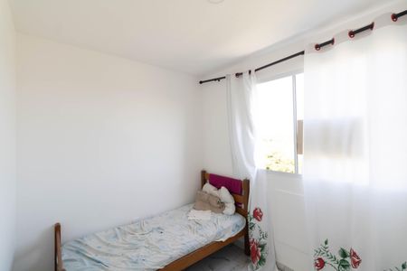 Quarto 2 de apartamento para alugar com 2 quartos, 60m² em Santa Cruz, Rio de Janeiro