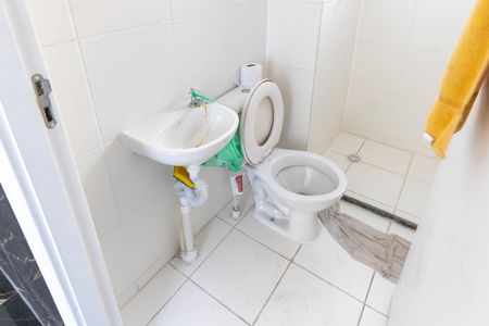 Apartamento para alugar com 60m², 2 quartos e 2 vagasBanheiro