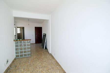 Sala de apartamento para alugar com 2 quartos, 64m² em Cordovil, Rio de Janeiro