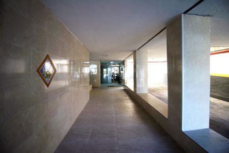 Apartamento à venda com 64m², 2 quartos e 1 vagaFachada e portaria