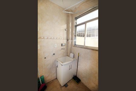 Apartamento à venda com 64m², 2 quartos e 1 vagaÁrea de Serviço