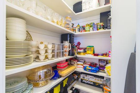 Apartamento para alugar com 56m², 2 quartos e 1 vagaDespensa