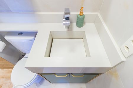 Apartamento para alugar com 56m², 2 quartos e 1 vagaDetalhe Banheiro - Social