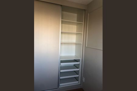 DORMITÓRIO de apartamento à venda com 2 quartos, 35m² em Jardim Celeste, São Paulo