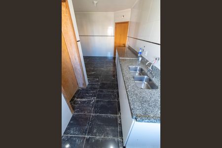 Apartamento à venda com 130m², 4 quartos e 3 vagasCOZINHA