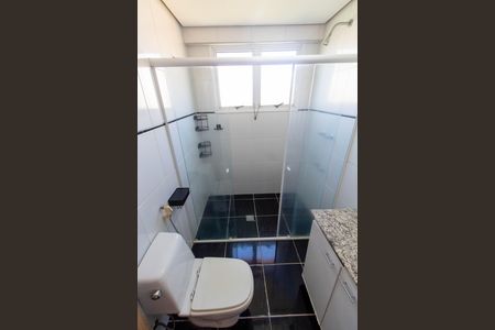 Apartamento à venda com 130m², 4 quartos e 3 vagasBANHEIRO DA SUITE