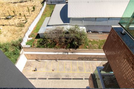 Apartamento à venda com 130m², 4 quartos e 3 vagasVISTA DO QUARTO 1