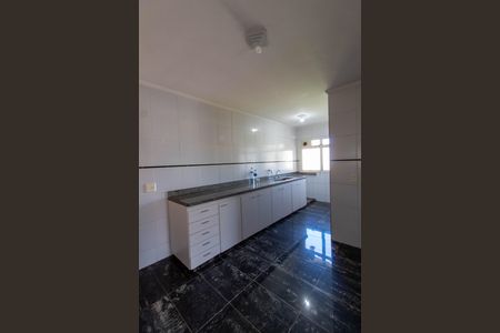 Apartamento à venda com 130m², 4 quartos e 3 vagasCOZINHA