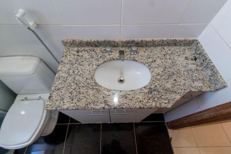 Apartamento à venda com 130m², 4 quartos e 3 vagasBANHEIRO SOCIAL