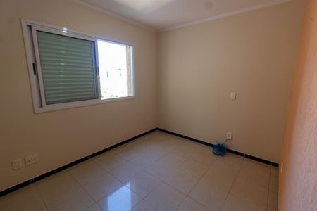 Apartamento à venda com 130m², 4 quartos e 3 vagasQUARTO 2