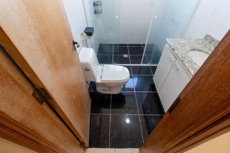 Apartamento à venda com 130m², 4 quartos e 3 vagasBANHEIRO DA SUITE