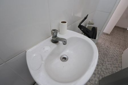 Casa à venda com 221m², 6 quartos e 1 vagaBanheiro Social
