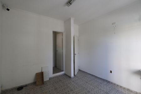 Casa à venda com 221m², 6 quartos e 1 vagaQuarto 6 - Suíte