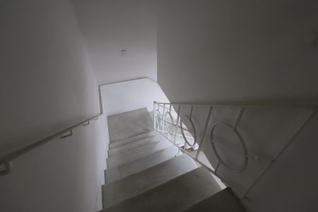Casa à venda com 221m², 6 quartos e 1 vagaEscada