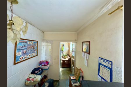 Casa para alugar com 153m², 3 quartos e sem vagaEscritório