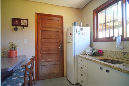 Casa à venda com 571m², 2 quartos e 3 vagasCozinha