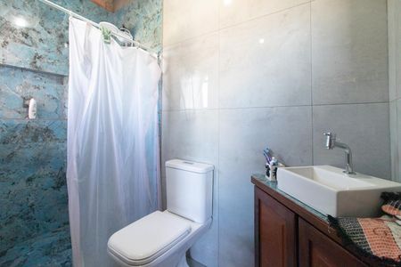 Banheiro do Quarto 1 de casa à venda com 4 quartos, 152m² em Hípica, Porto Alegre