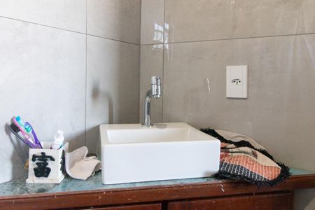 Casa à venda com 152m², 4 quartos e 3 vagasBanheiro do Quarto 1