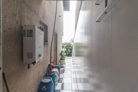 Casa para alugar com 400m², 3 quartos e 2 vagasCorredor