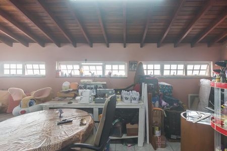 Casa para alugar com 400m², 3 quartos e 2 vagasAteliê