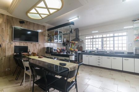 Casa para alugar com 400m², 3 quartos e 2 vagasCozinha