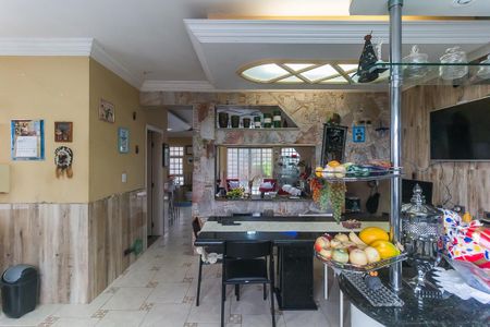 Casa para alugar com 400m², 3 quartos e 2 vagasCozinha