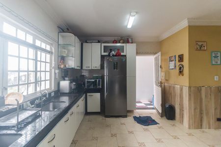 Casa para alugar com 400m², 3 quartos e 2 vagasCozinha