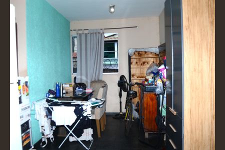 Sala de apartamento à venda com 2 quartos, 45m² em Goiânia, Belo Horizonte