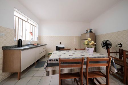 Casa à venda com 120m², 1 quarto e 2 vagasCozinha
