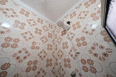 Banheiro de casa à venda com 1 quarto, 120m² em Vila Mesquita, São Paulo