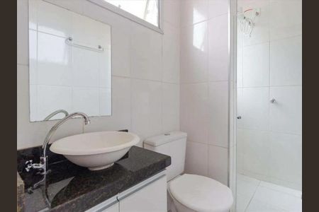 Apartamento para alugar com 65m², 2 quartos e 1 vagaBanheiro