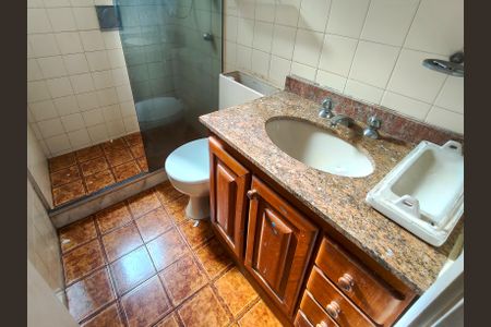 Apartamento para alugar com 80m², 2 quartos e 1 vagaBanheiro Corredor