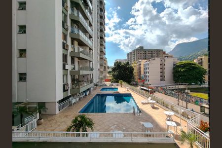 Apartamento para alugar com 80m², 2 quartos e 1 vagaVista da Suíte
