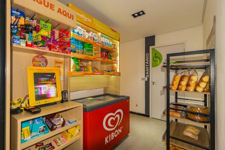 Apartamento para alugar com 38m², 2 quartos e sem vagaMini Mercado