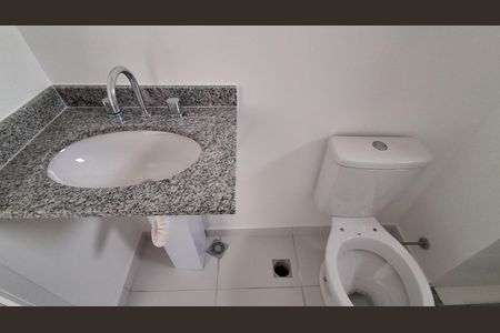 Apartamento à venda com 72m², 2 quartos e 1 vagaBanheiro Social 