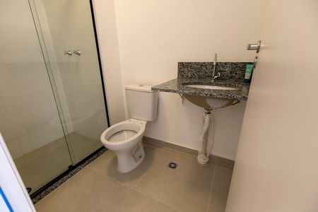 BANHEIRO SOCIAL de apartamento para alugar com 2 quartos, 57m² em Conceicao, Campinas