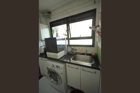 Apartamento à venda com 113m², 2 quartos e 3 vagasÁrea de Serviço