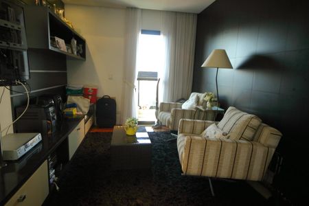 Apartamento à venda com 113m², 2 quartos e 3 vagasSuíte/Sala de tv 