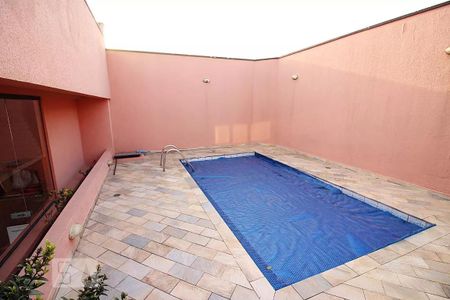 Apartamento à venda com 113m², 2 quartos e 3 vagasÁrea comum - Piscina