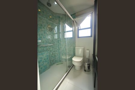 Apartamento à venda com 113m², 2 quartos e 3 vagasBanheiro/closet da suíte 