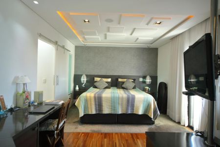 Apartamento à venda com 113m², 2 quartos e 3 vagasSuíte 