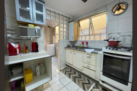 Apartamento à venda com 84m², 3 quartos e 2 vagasCozinha - Armários