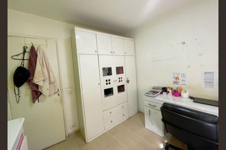 Apartamento à venda com 84m², 3 quartos e 2 vagasQuarto 1