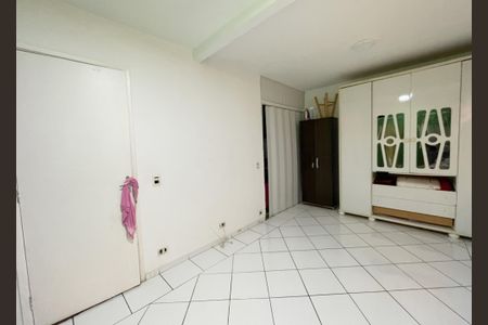 Apartamento à venda com 84m², 3 quartos e 2 vagasQuarto suite 