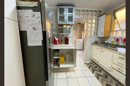 Apartamento à venda com 84m², 3 quartos e 2 vagasCozinha - Armários